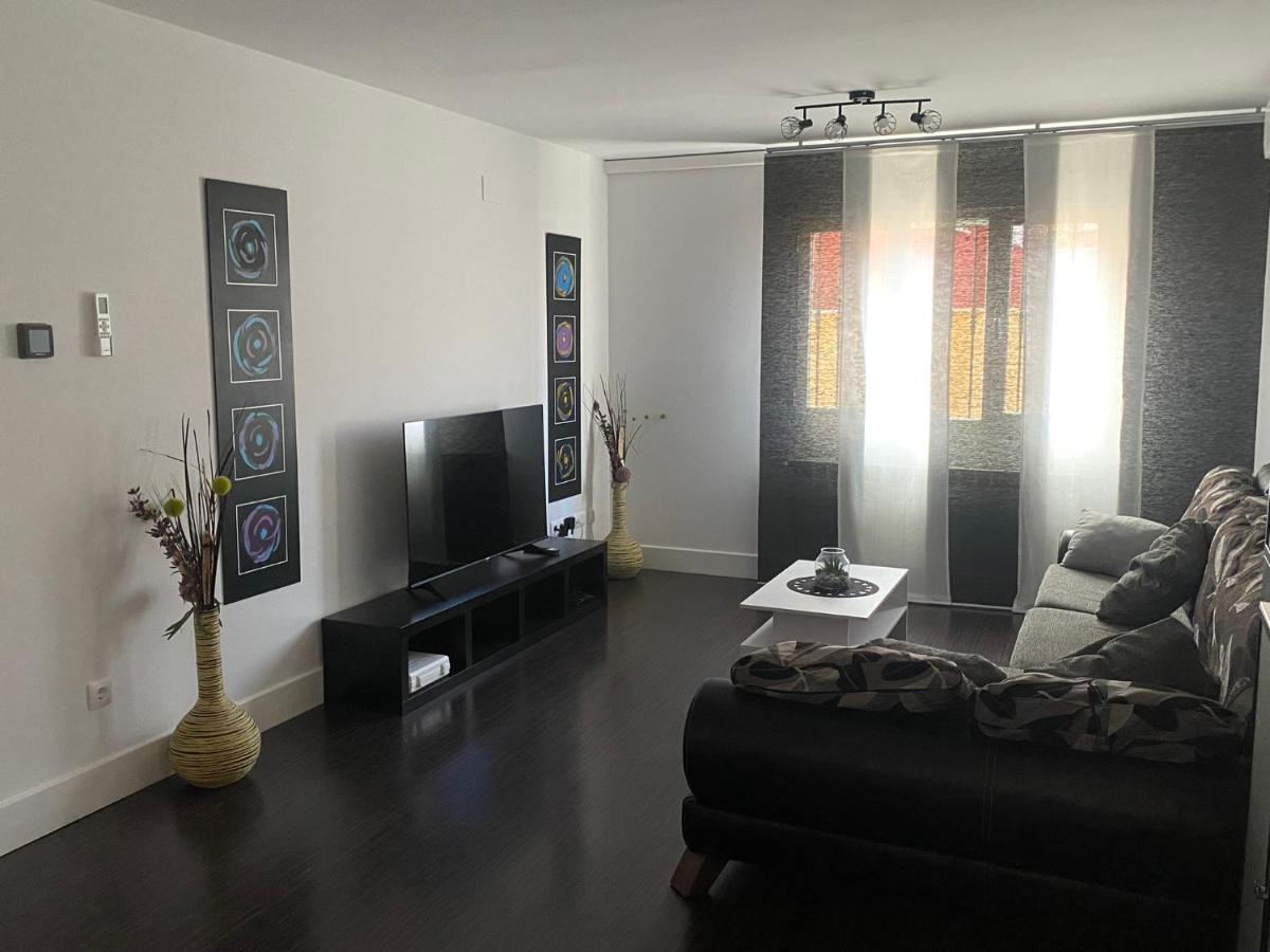 Vut Nohales Home Kültér fotó